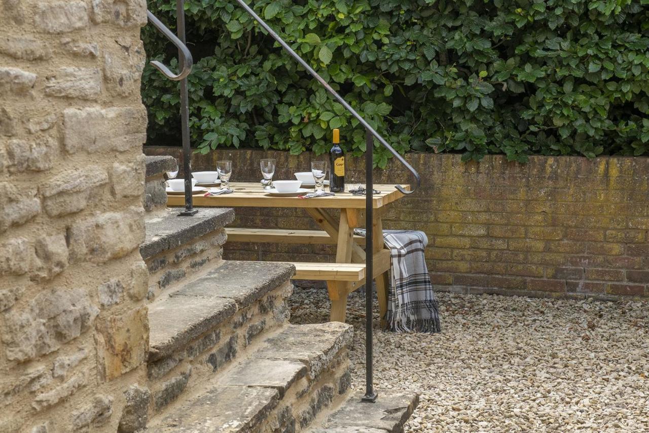 The Milking Parlour Malmesbury Exterior foto